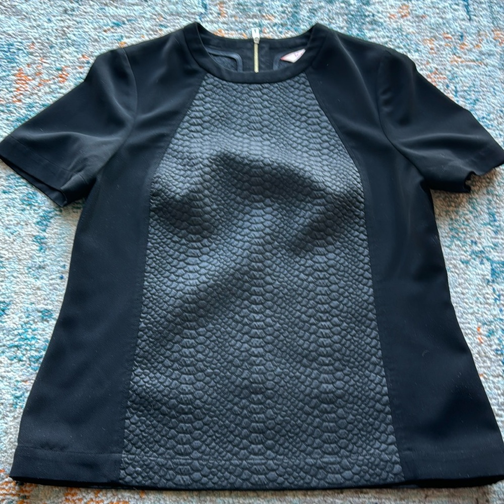 Ted Baker Heeley Snake Skin Top, size 3 (8)